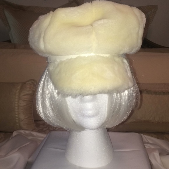 “Simply Gorgeous” White Faux Fur Cap - Picture 1 of 8